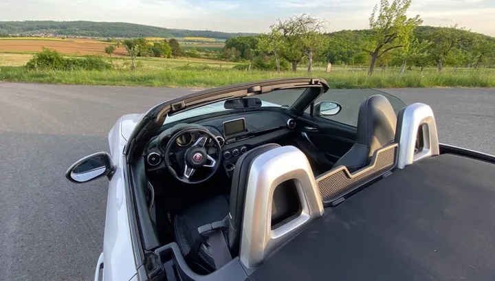 Fiat 124 Spider