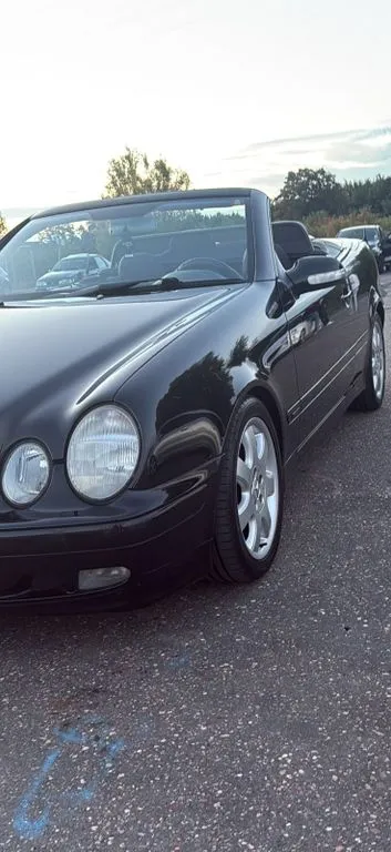 Mercedes-Benz CLK 230