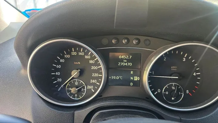 Mercedes-Benz ML 320