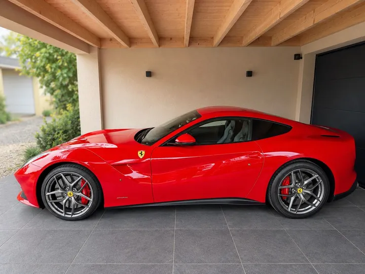 Ferrari F12