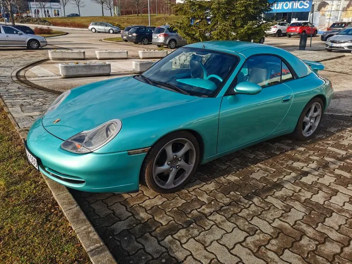 Porsche 996