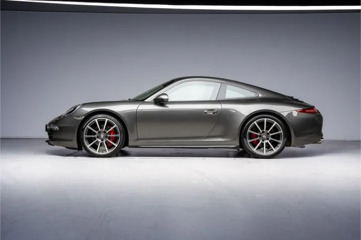 Porsche 991