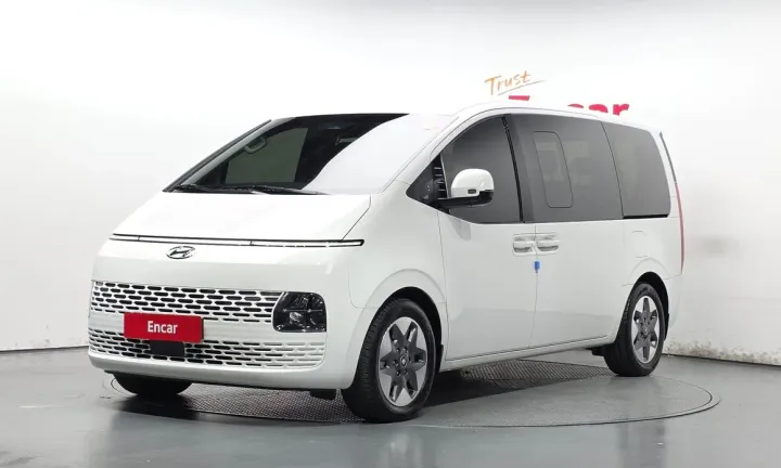 Hyundai Staria
