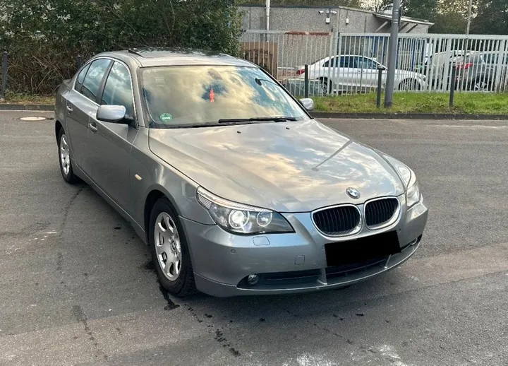BMW 520