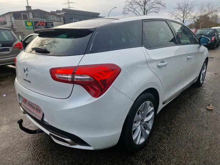 DS Automobiles DS5