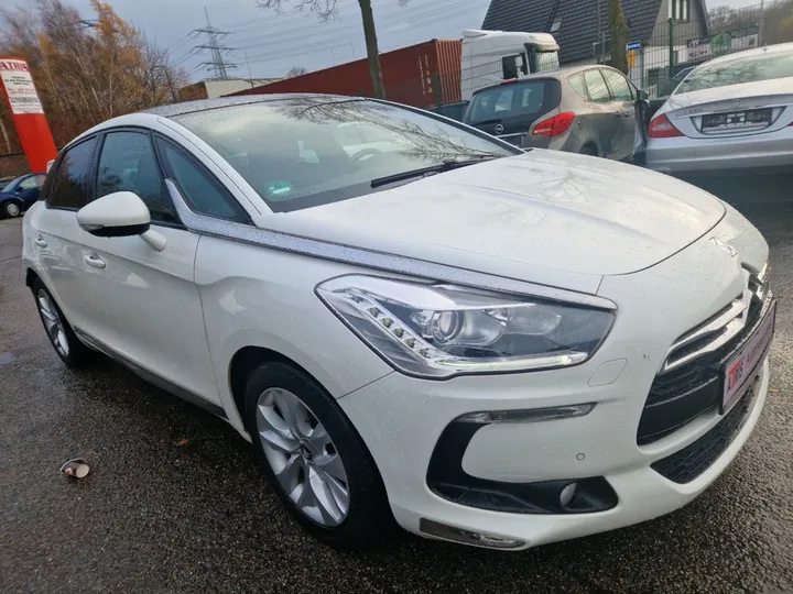 DS Automobiles DS5