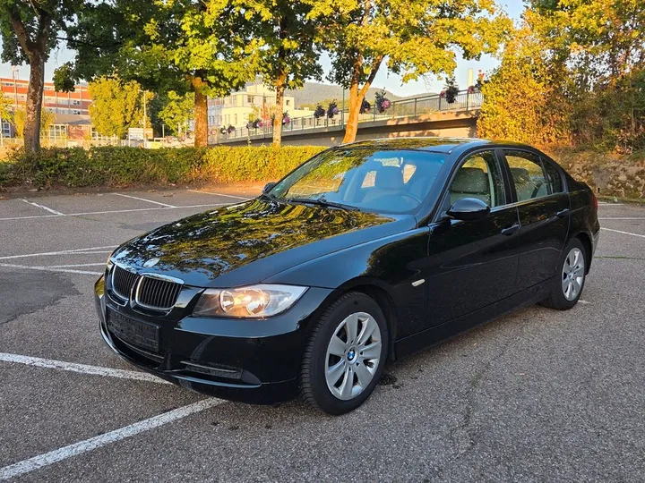 BMW 320