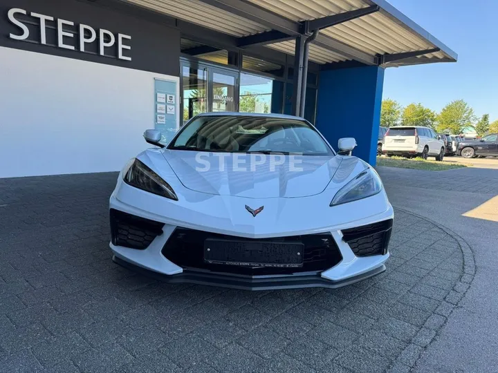 Corvette C8