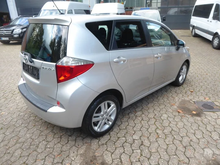 Toyota Verso-S