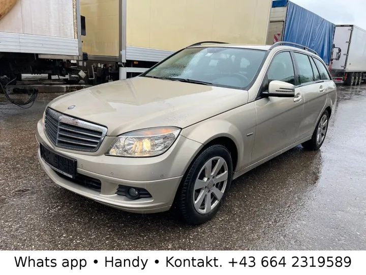 Mercedes-Benz C 220