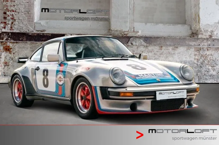 Porsche 930