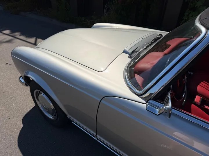 Mercedes-Benz 280