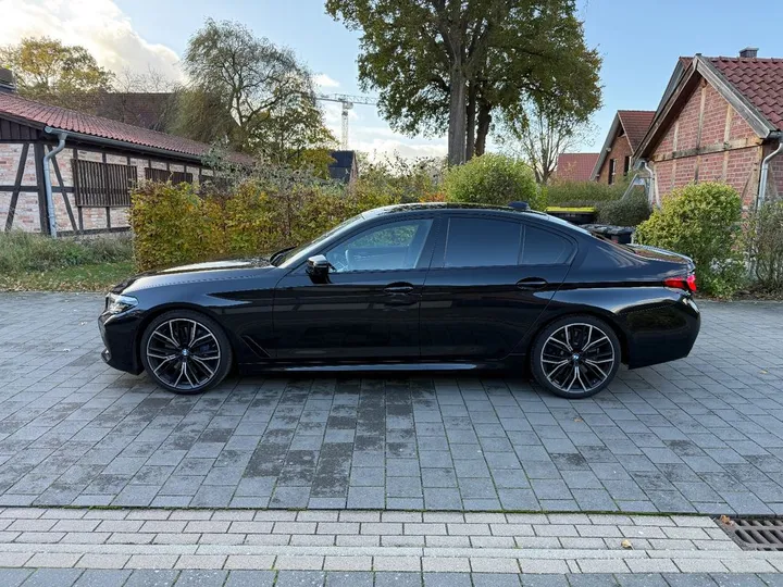 BMW M550