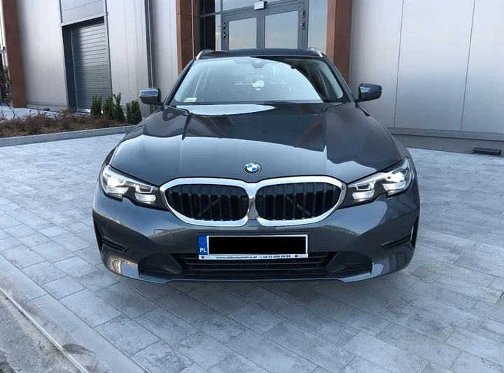 BMW 320