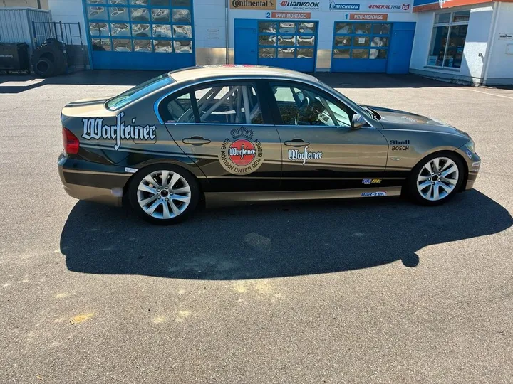 BMW 325