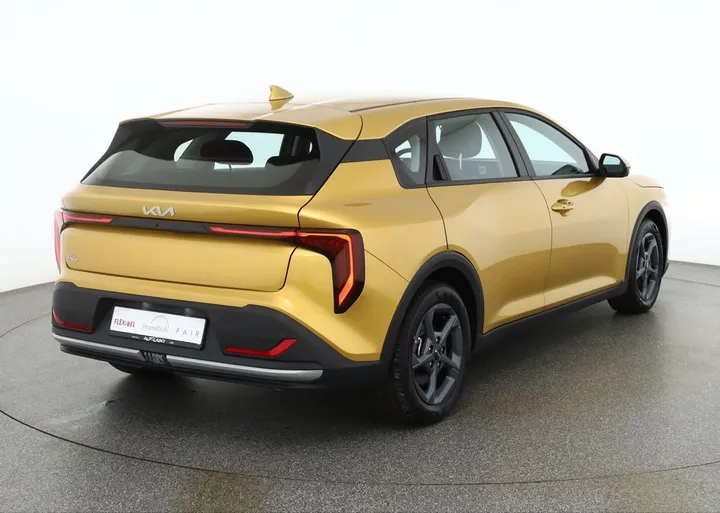 Kia K4