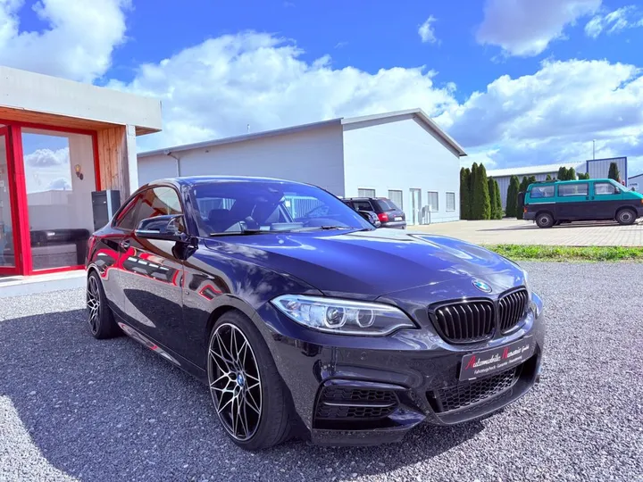 BMW M235