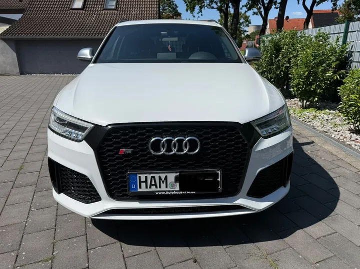 Audi RSQ3