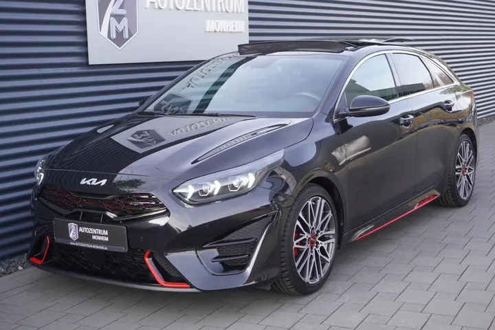 Kia pro cee'd / ProCeed