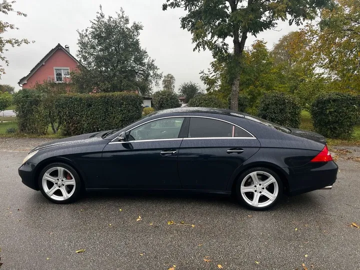 Mercedes-Benz CLS 320