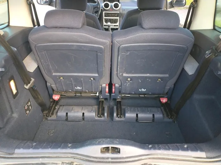 Peugeot 1007