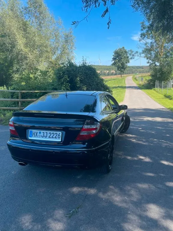 Mercedes-Benz CLK 230