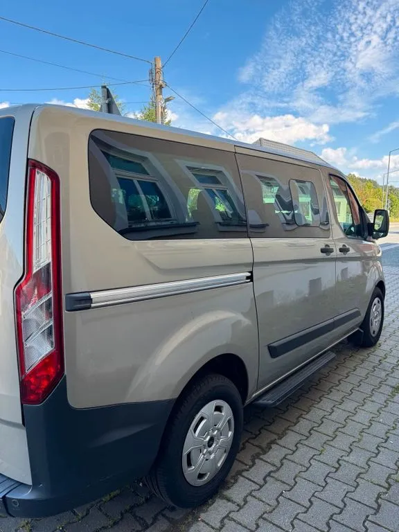 Ford Tourneo Custom