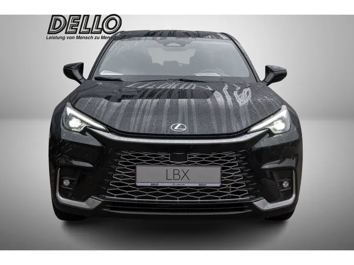 Lexus LBX