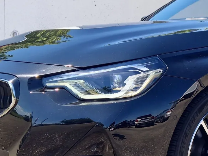 BMW 220
