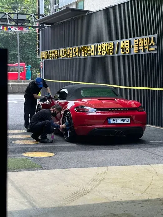 Porsche 718