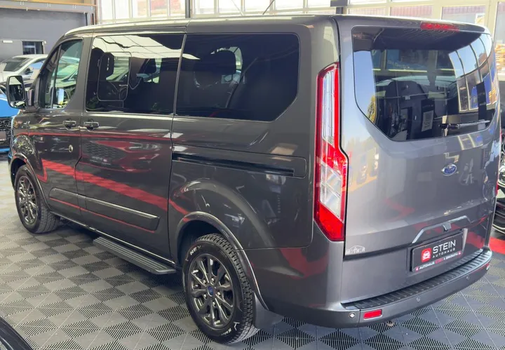 Ford Tourneo Custom