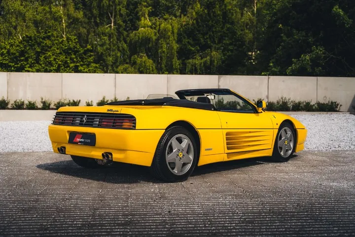 Ferrari 348
