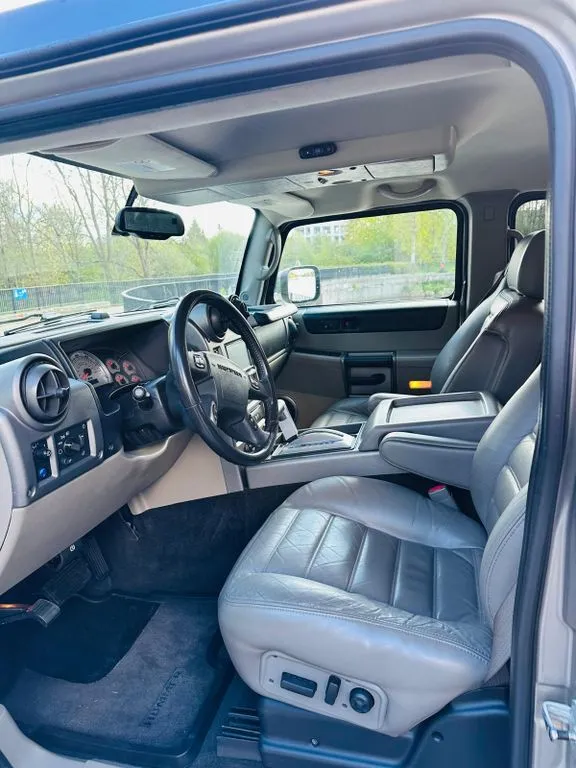 Hummer H2