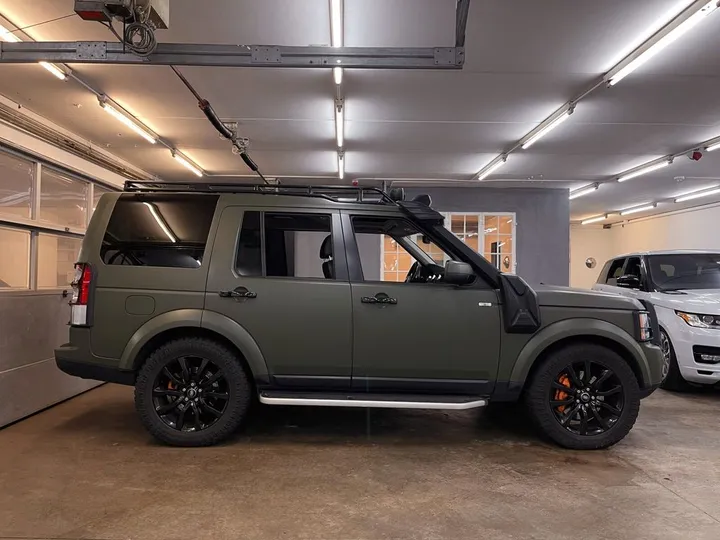Land Rover Discovery