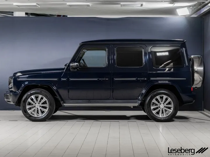 Mercedes-Benz G 400