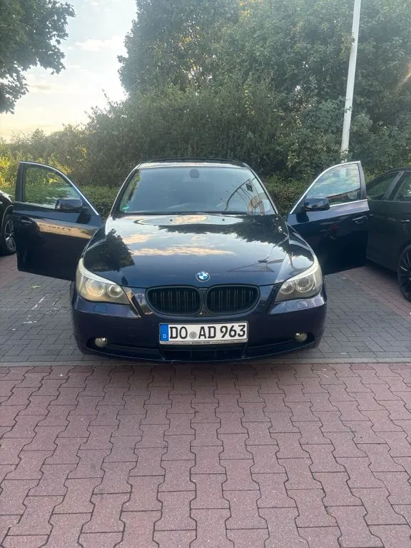 BMW 520