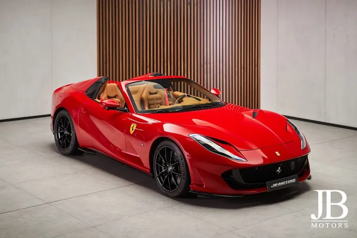 Ferrari 812