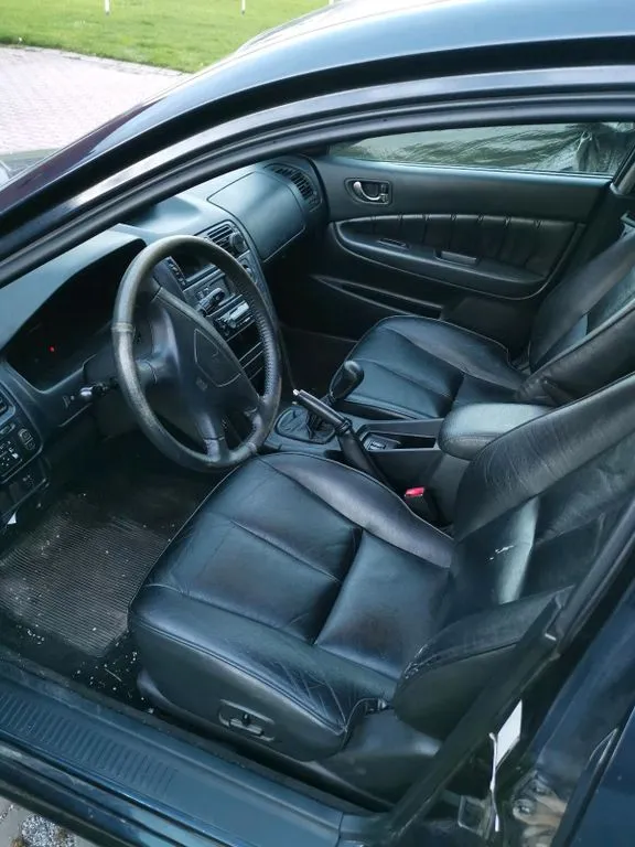 Mitsubishi Galant