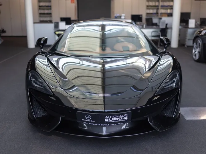 McLaren 570S