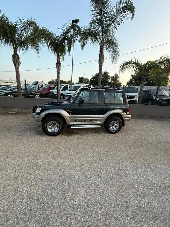 Hyundai Galloper