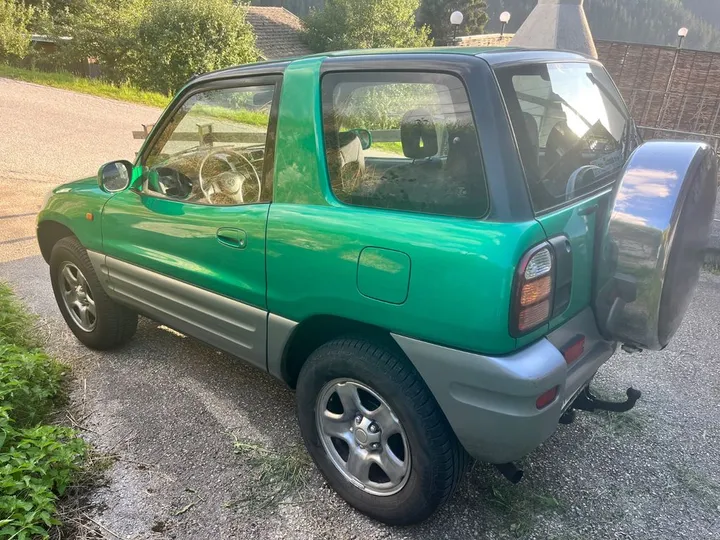 Toyota RAV 4