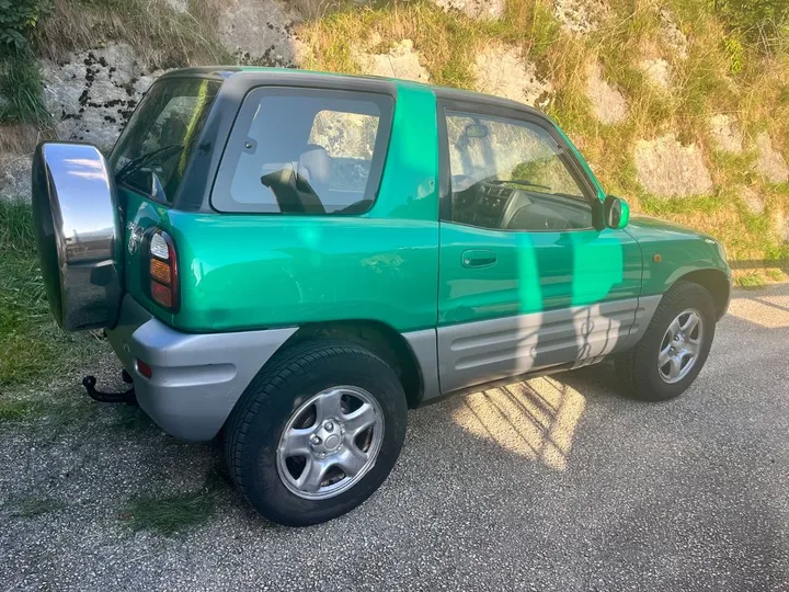 Toyota RAV 4