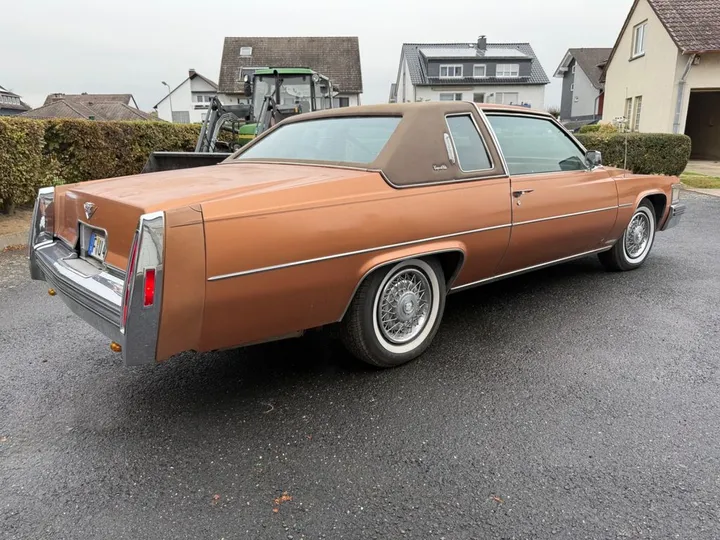 Cadillac Deville