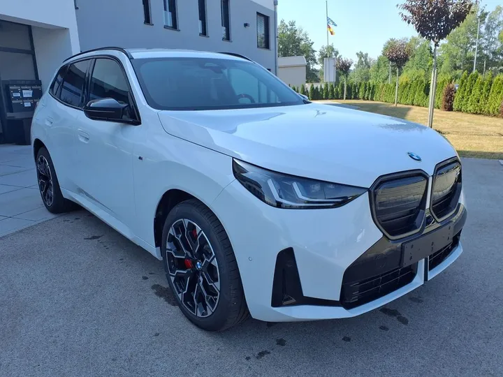 BMW X3 M50