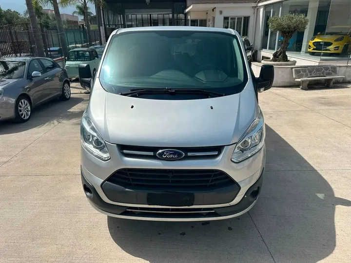 Ford Tourneo Custom