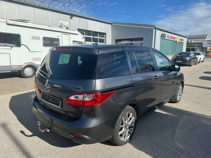 Mazda 5