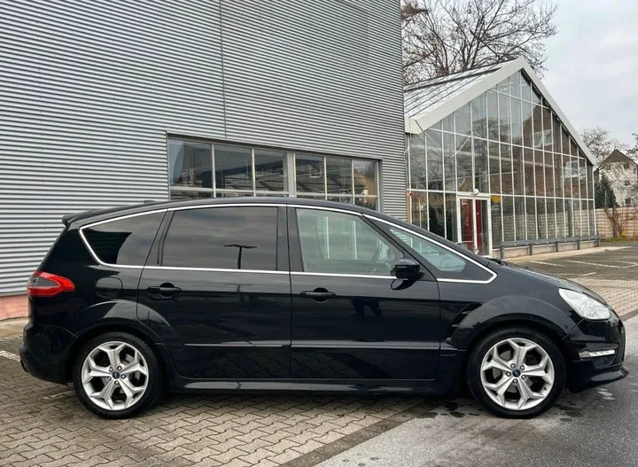 Ford S-Max