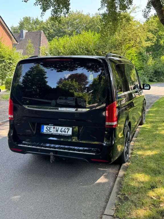 Mercedes-Benz V 250