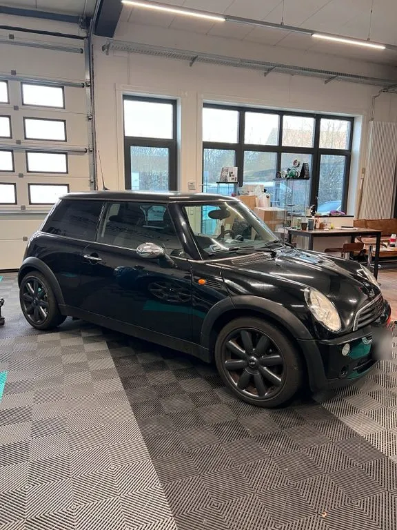 MINI ONE