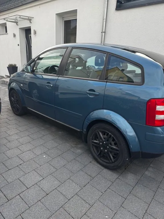 Audi A2